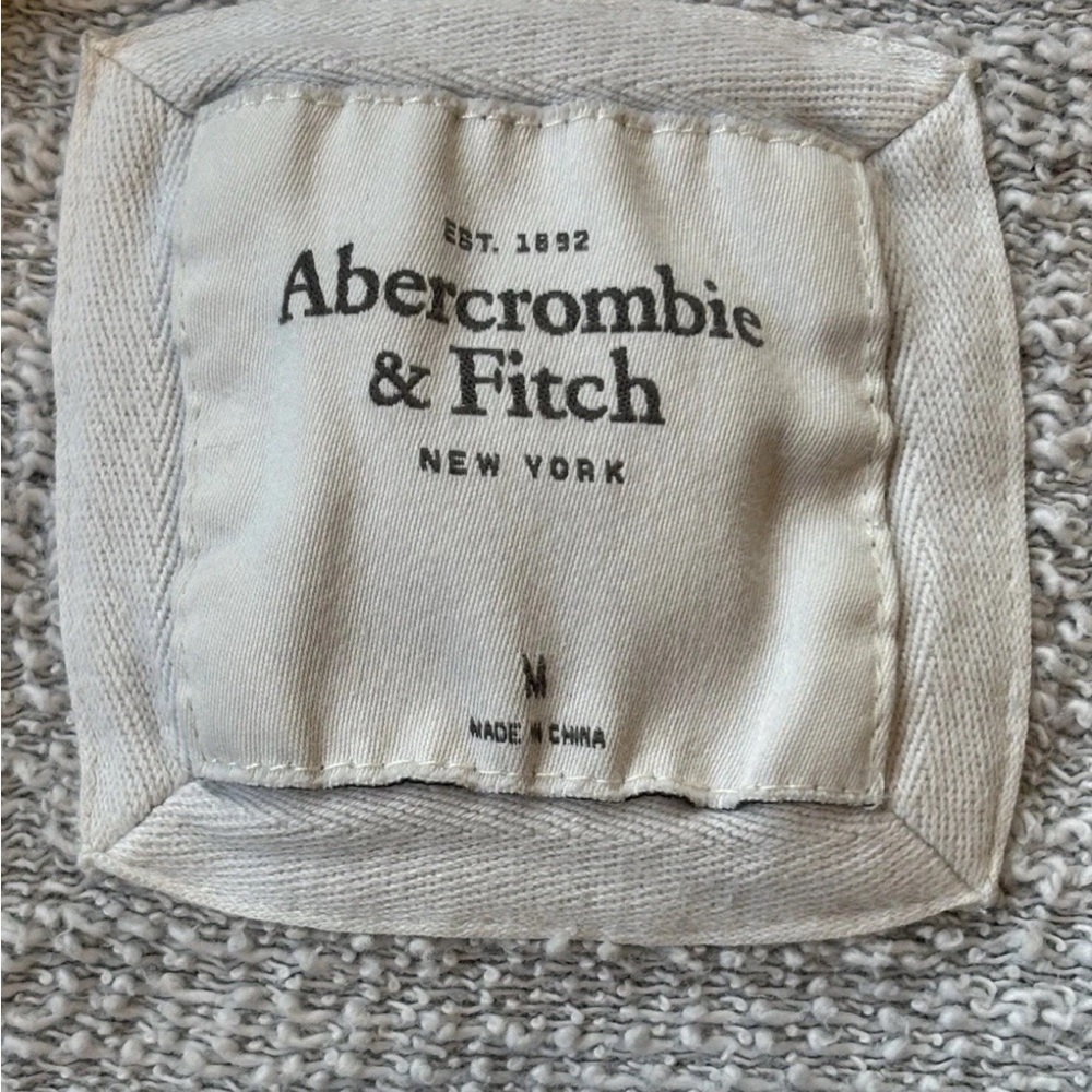 Abercrombie & Fitch Heather Gray Crewneck Sweatshirt Lightweight Cropped Size M - Picture 3 of 6